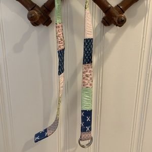 Vineyard Vines d-ring belt